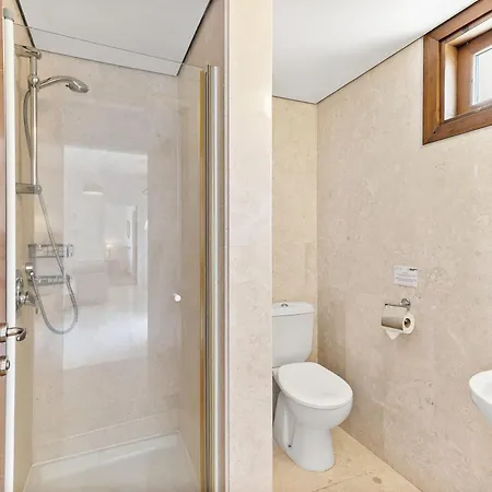 アパート 2 Bedroom Chloe With Communal Pool, Aphrodite Hills