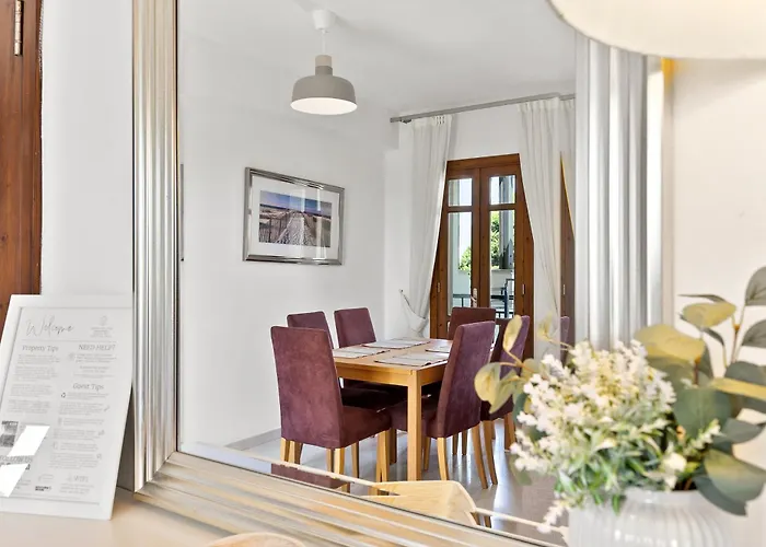 Apartamento 2 Bedroom Chloe With Communal Pool, Aphrodite Hills Kouklia