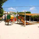 2 Bedroom Chloe With Communal Pool, Aphrodite Hills Lejlighed Kouklia