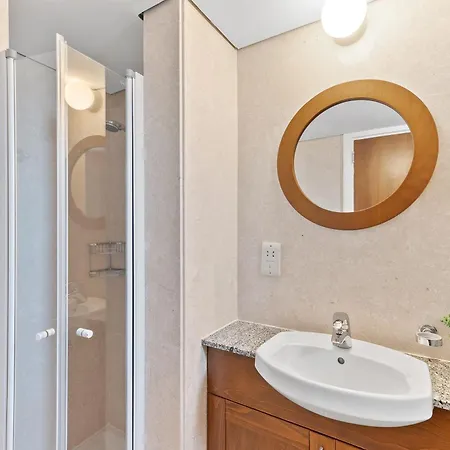 2 Bedroom Chloe With Communal Pool, Aphrodite Hills Apartment *