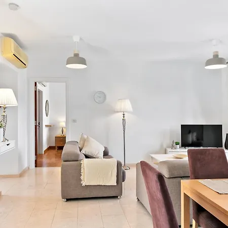 2 Bedroom Chloe With Communal Pool, Aphrodite Hills Apartment Kouklia