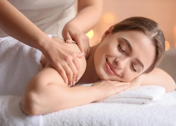 2 Bedroom Chloe With Communal Pool, Aphrodite Hills Kouklia