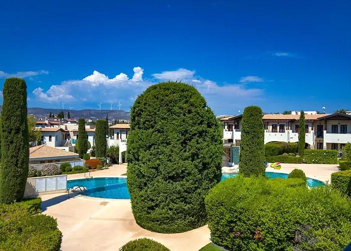 2 Bedroom Chloe With Communal Pool, Aphrodite Hills