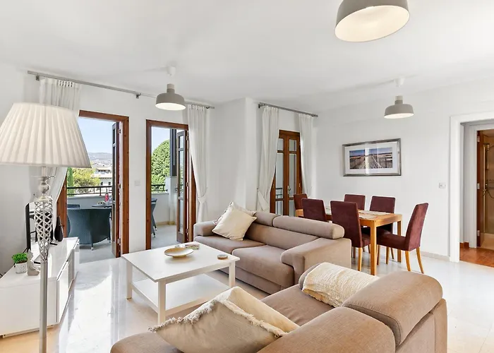 Apartment 2 Bedroom Chloe With Communal Pool, Aphrodite Hills Kouklia